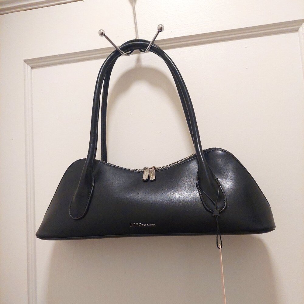 100% Auth BCBGeneration Retro Black Faux Leather Shoulder Bag NWT !!!